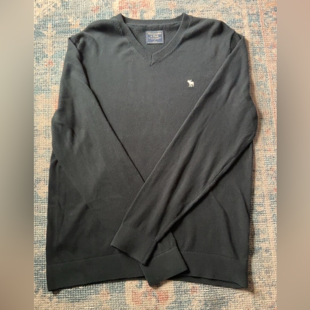 Abercrombie & Fitch unisex black sweater 100% cotton
